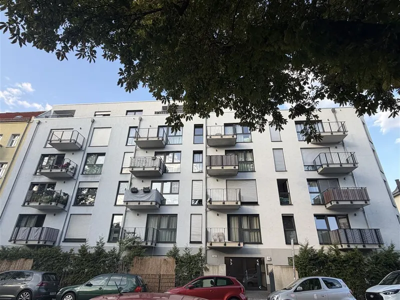 Möbliertes Apartment mit Balkon — photo 1